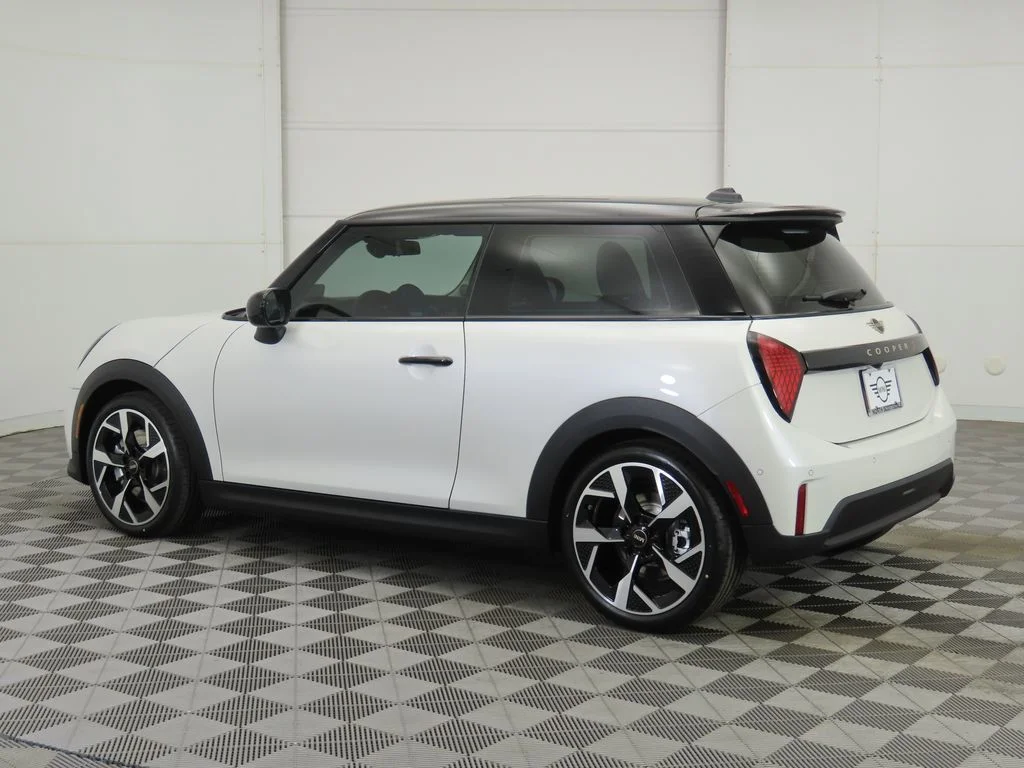 Used 2026 Nanuq White Metallic MINI  image 7