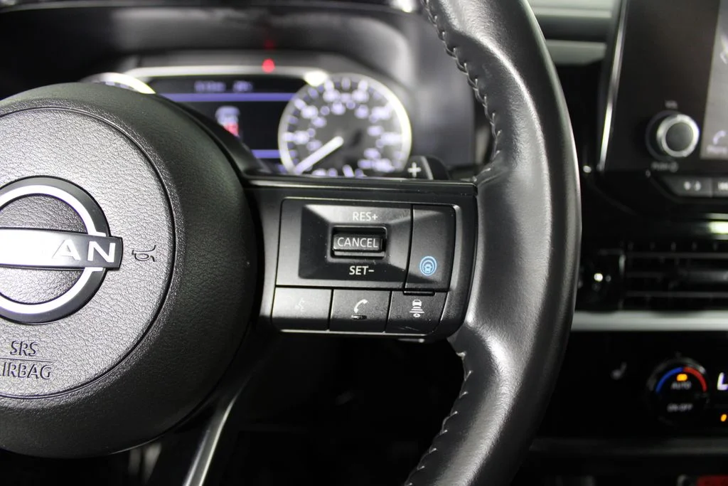 2025 Nissan Pathfinder SV - Photo 27