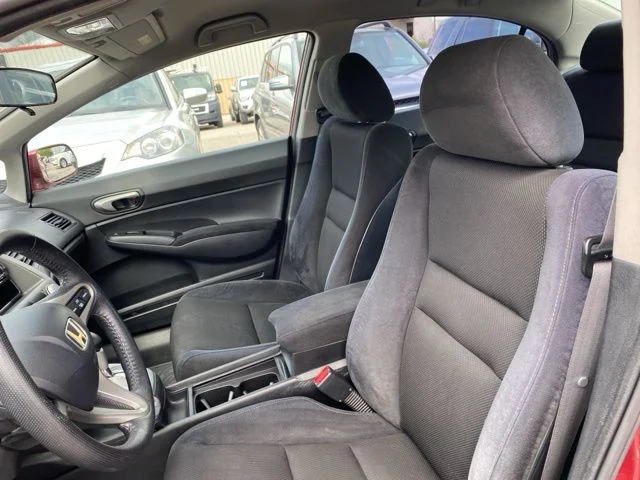Used 2011 Red Honda LX-S image 10