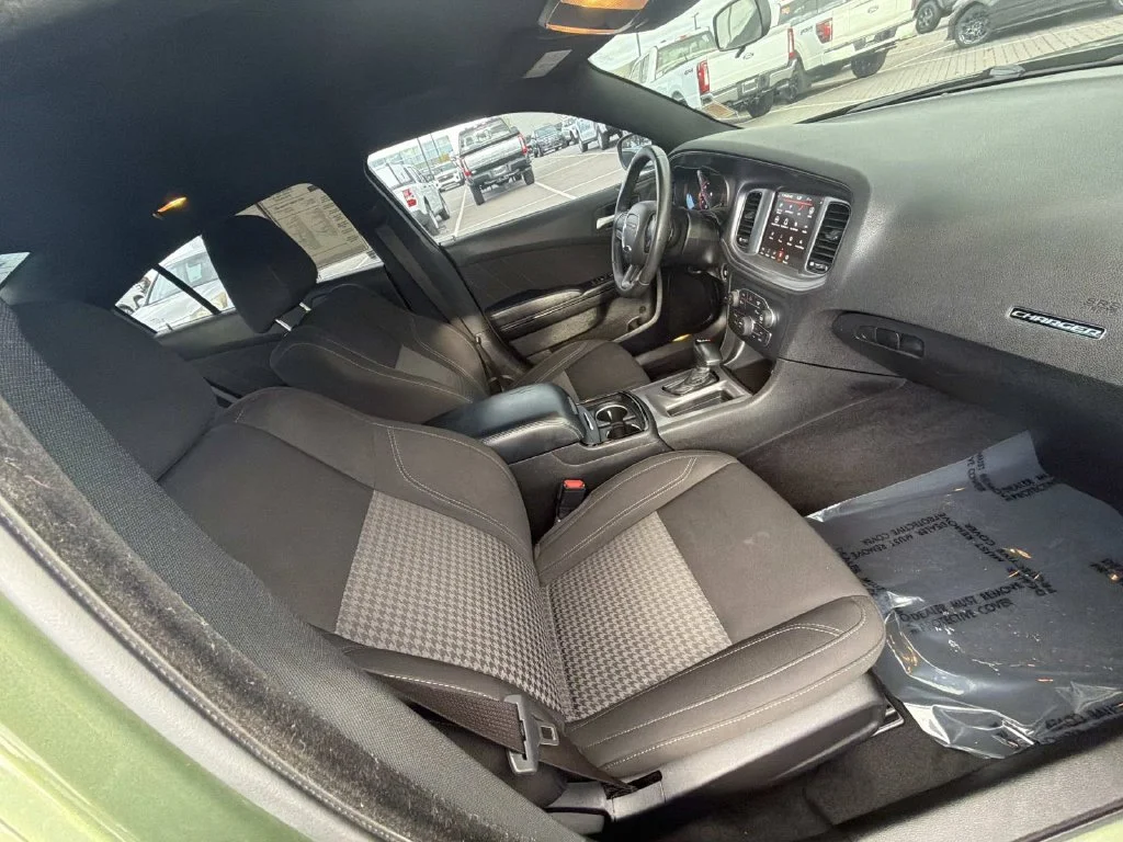 Used 2023 Green Dodge SXT image 30