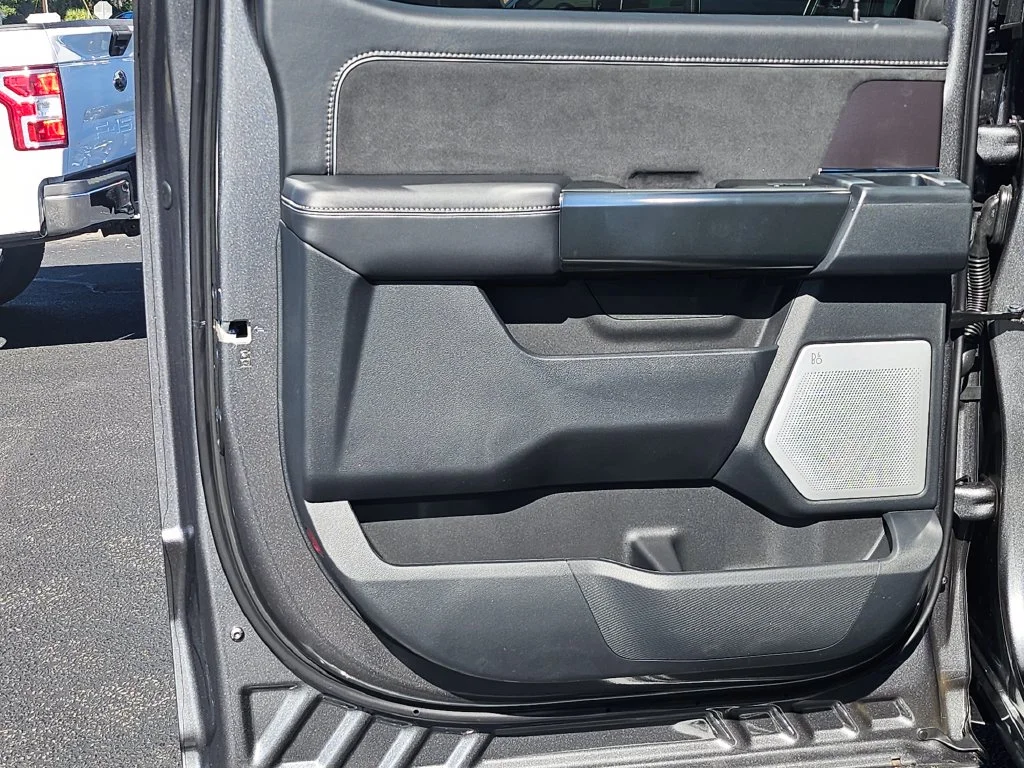 New 2026 Gray Ford Platinum image 36