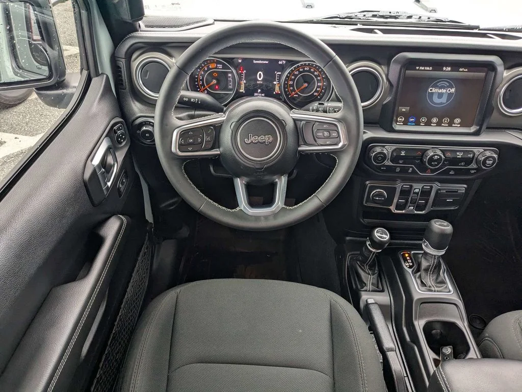 Used 2023 Gray Jeep Sahara image 14
