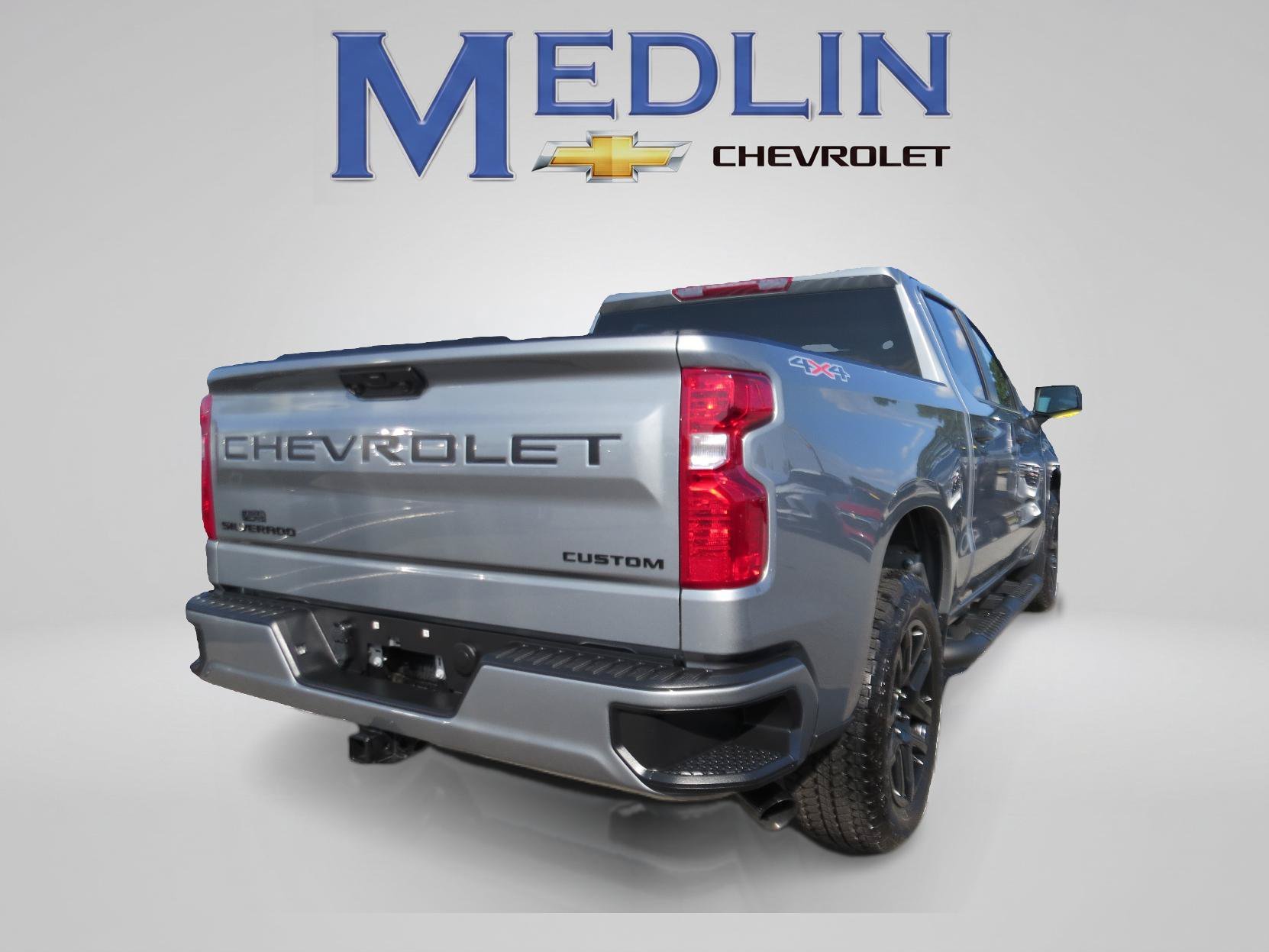 Used 2025 Sterling Gray Metallic Chevrolet Custom image 8