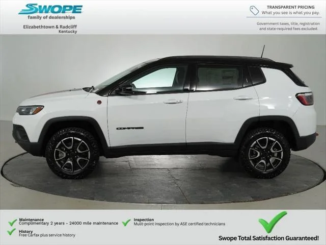New 2026 Bright White Clear-Coat Exterior Paint Jeep Trailhawk image 6