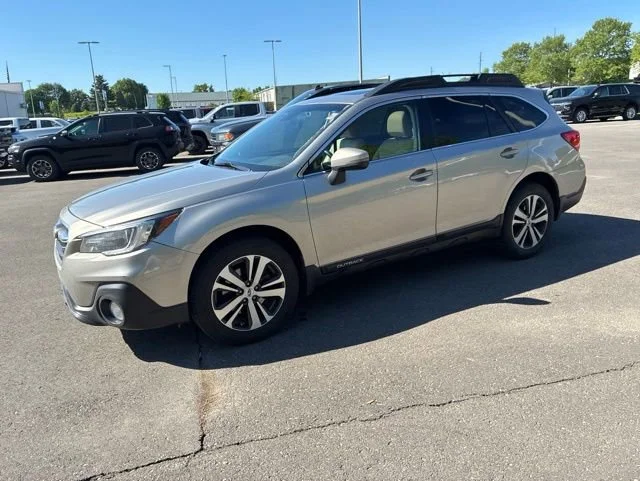 Used 2019 Subaru Outback Limited with VIN 4S4BSENC0K3293124 for sale in Kansas City