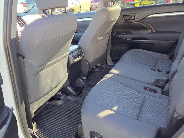 Used 2019 White Toyota LE image 8
