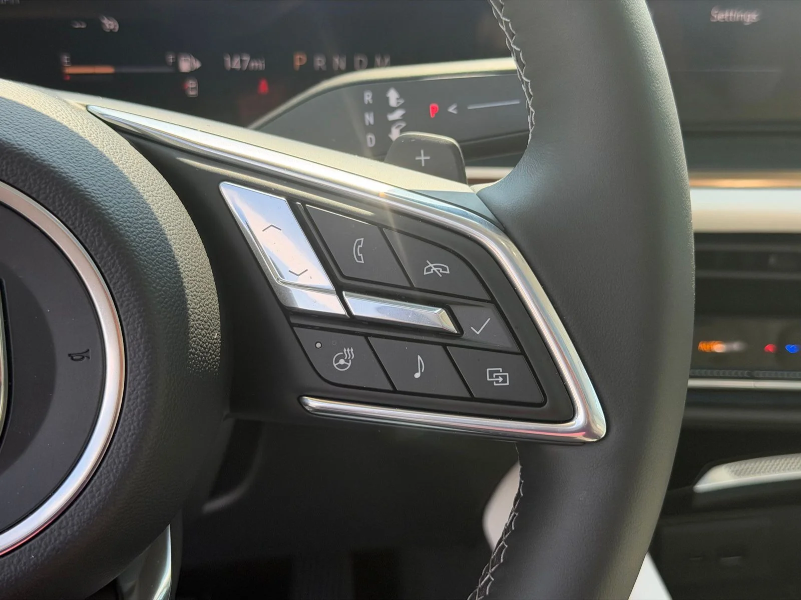 Used 2026 Quartz Blue Metallic Buick Avenir image 19
