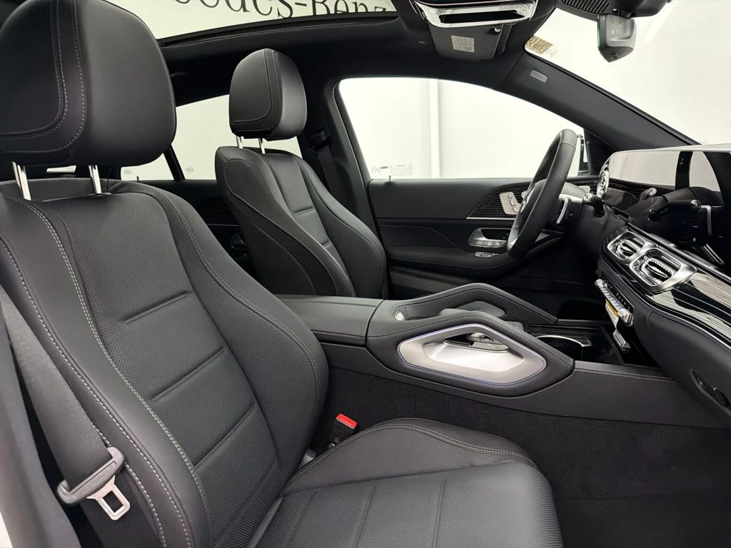 New 2027 White Mercedes-Benz GLE 450 Coupe image 31