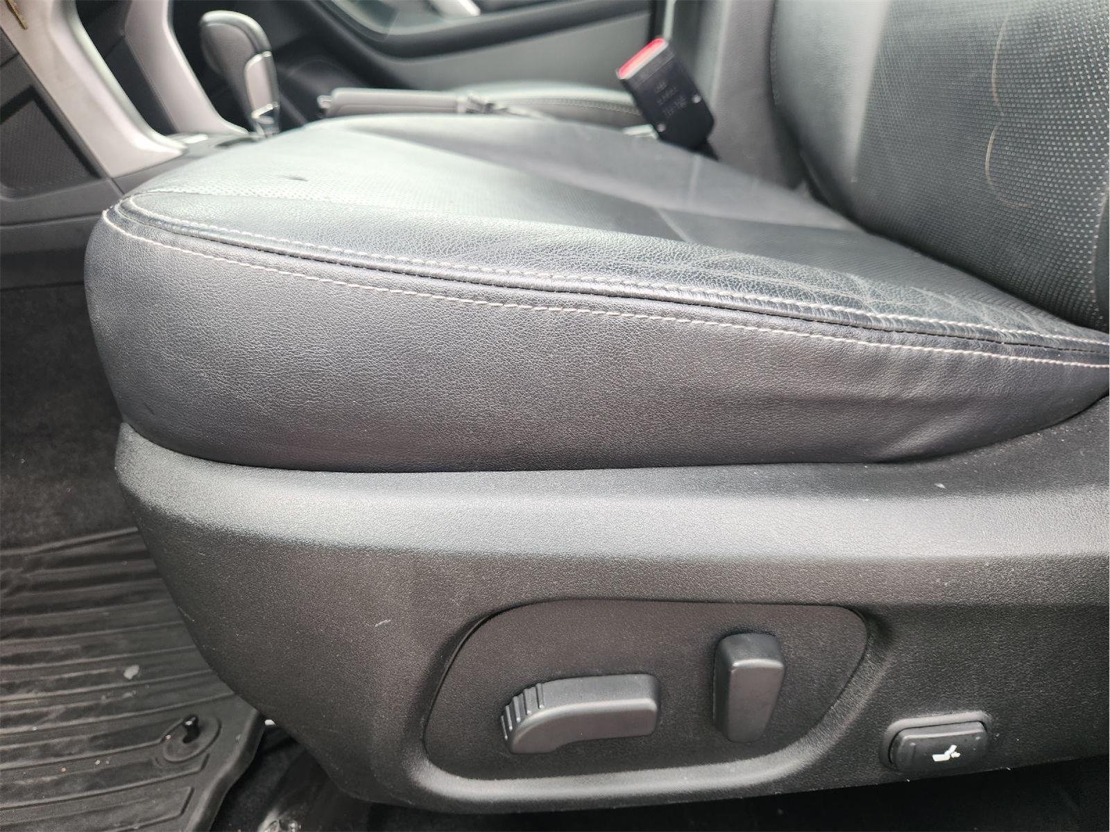 2016 Subaru Forester photo 23 of 32
