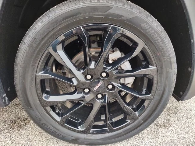 Used 2023 Sterling GMC SLE image 20