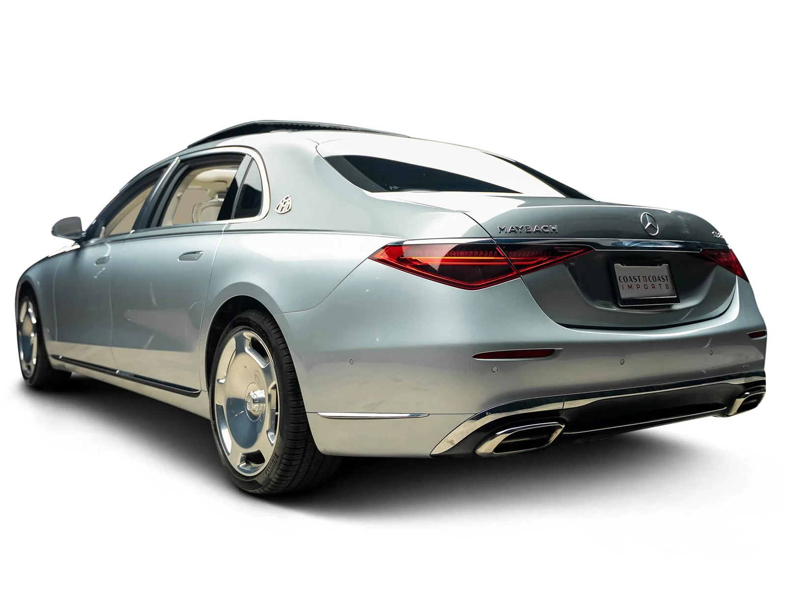 Used 2024 Silver Mercedes-Benz Maybach S 580 image 3