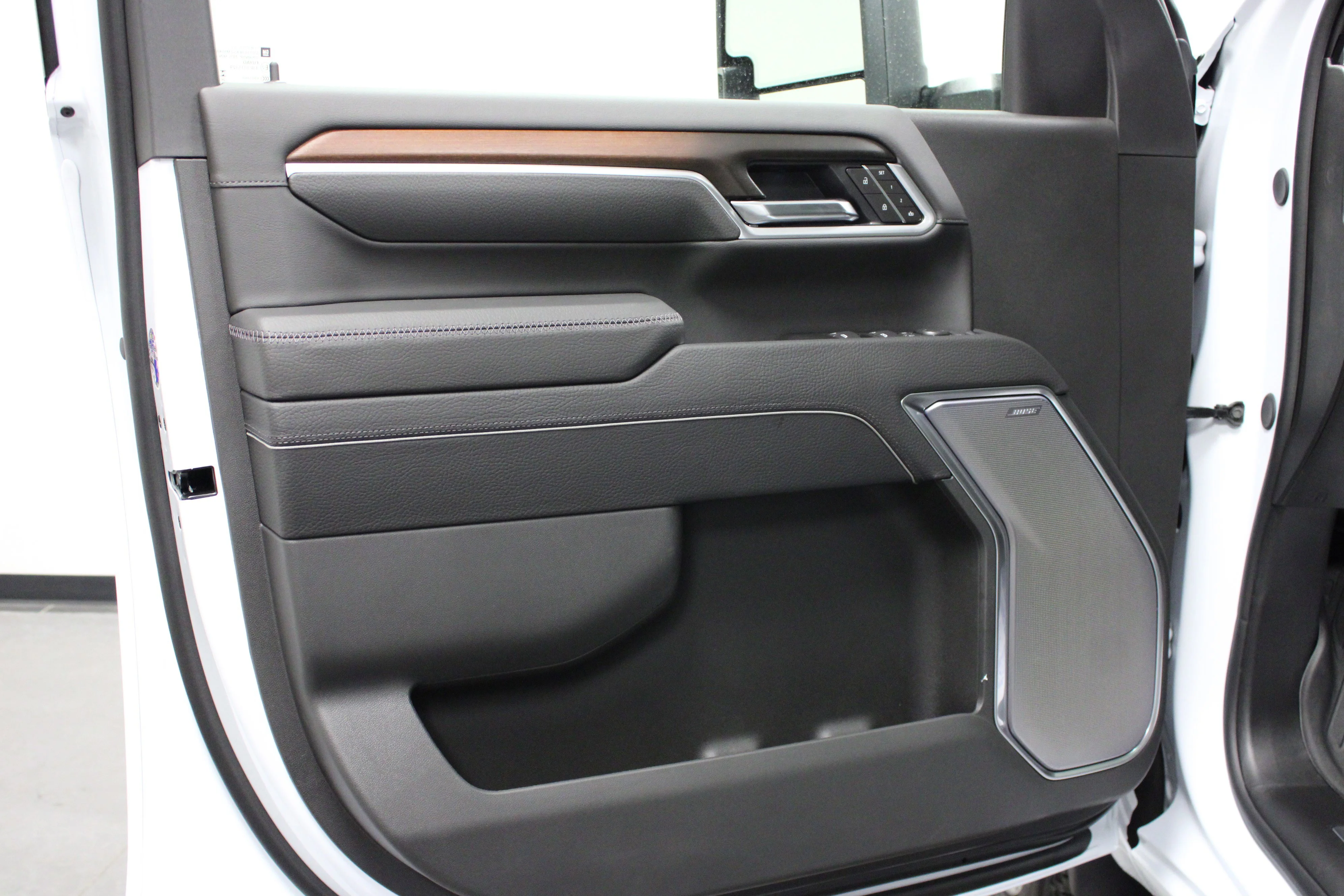 New 2026 Glacier White Tricoat GMC Denali DRW image 11
