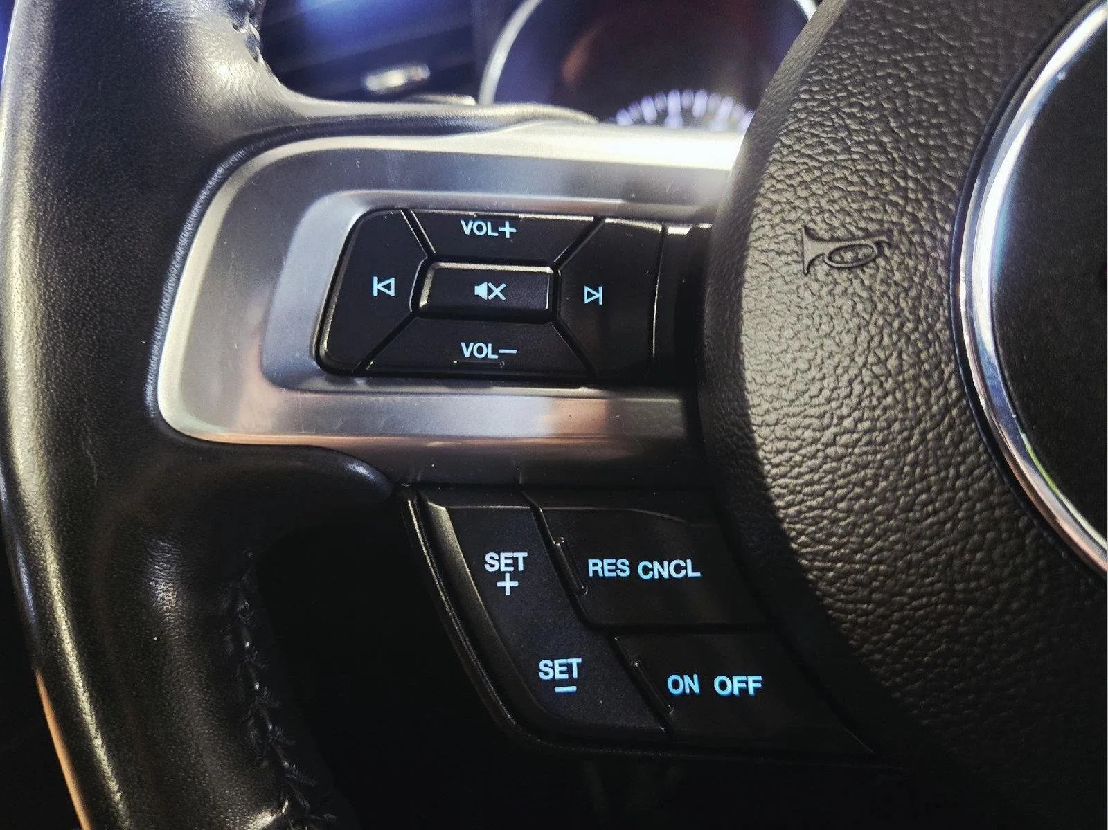 Used 2021 Shadow Black Ford GT image 27