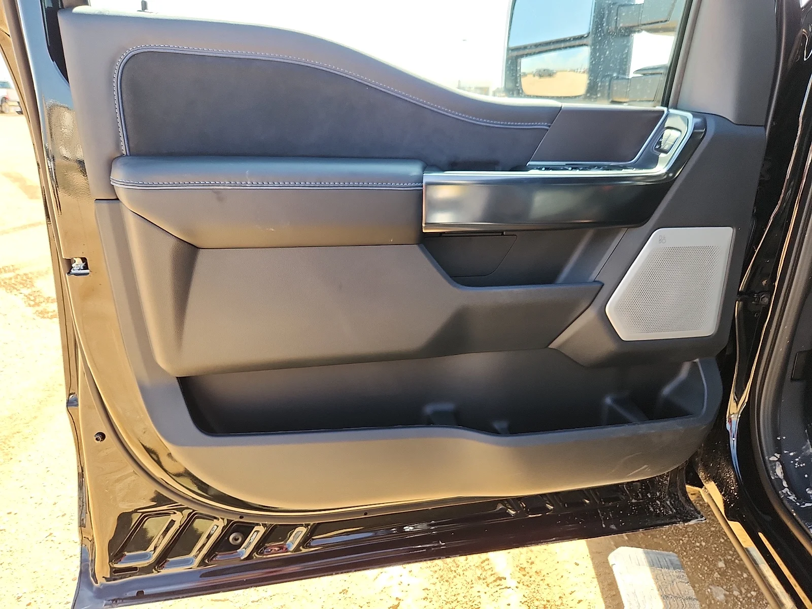 New 2026 Agate Black Metallic Ford F-250® Platinum® image 14