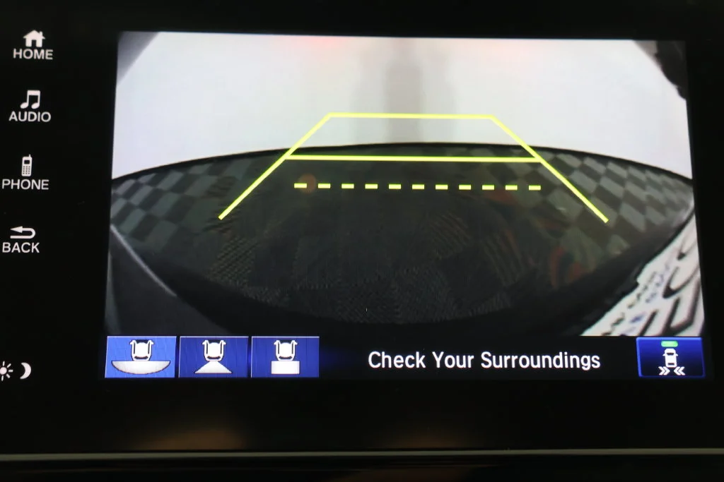 Used 2021  Honda EX image 17