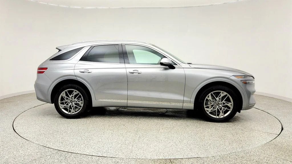 Used 2025 Savile Silver Genesis 2.5T AWD w/ Advanced Package & Panoramic Sunroof image 4