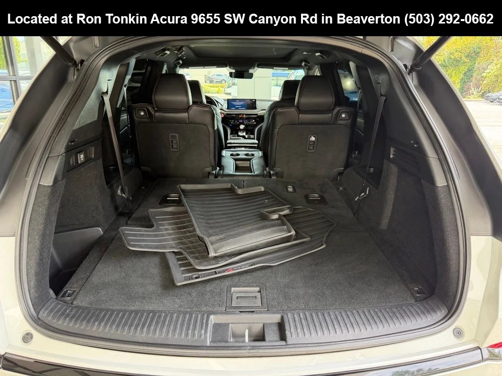 Used 2022 Platinum White Pearl Acura SH-AWD A-SPEC image 10