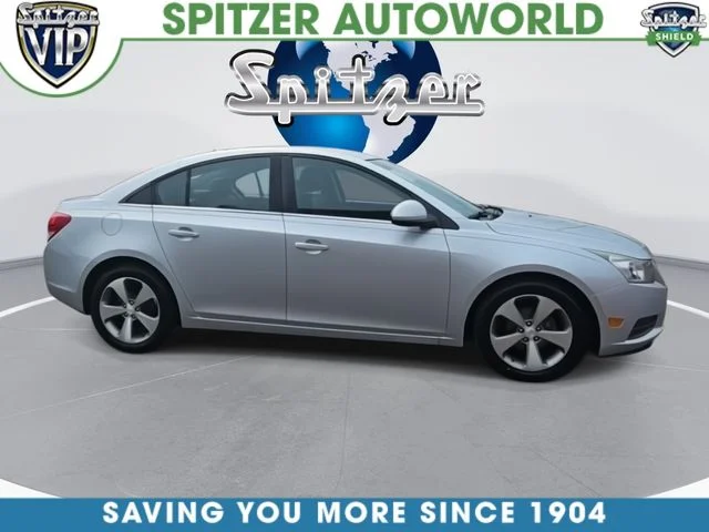 Used 2011 Silver Chevrolet 2LT image 10