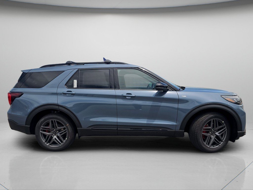 New 2026 Vapor Blue Ford ST-Line image 25