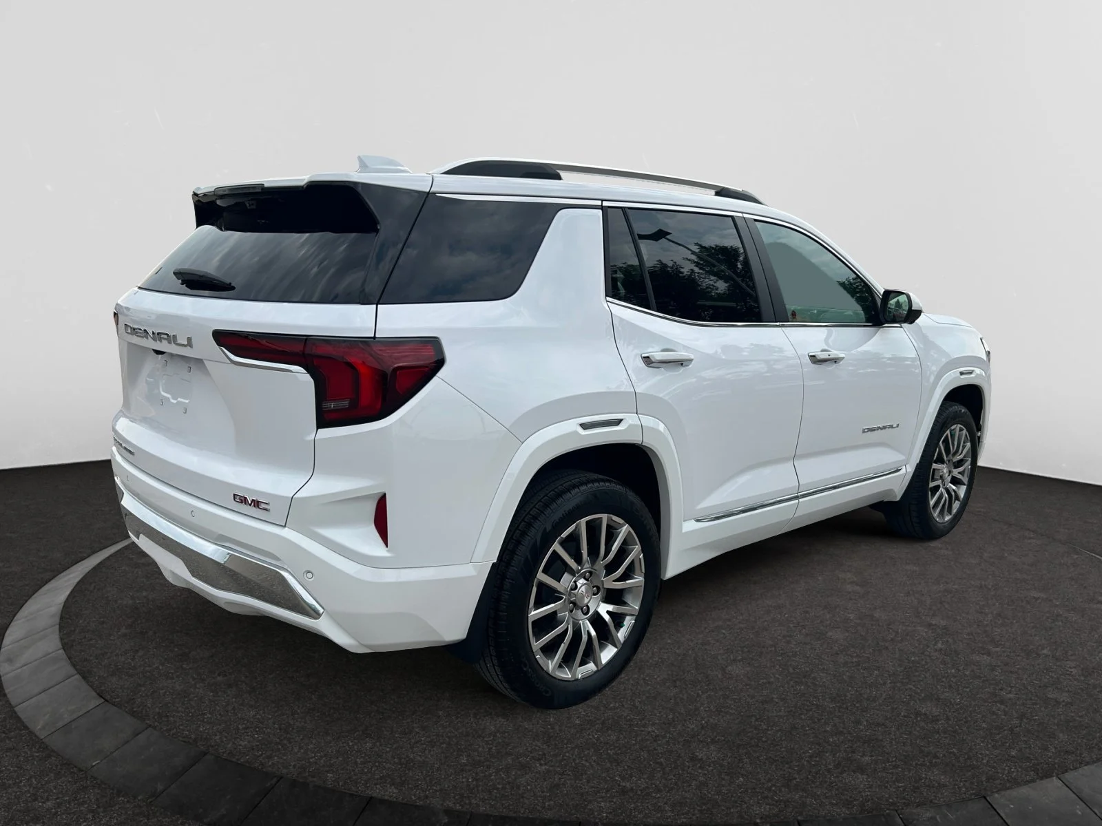 New 2027 Summit White GMC AWD Denali image 5