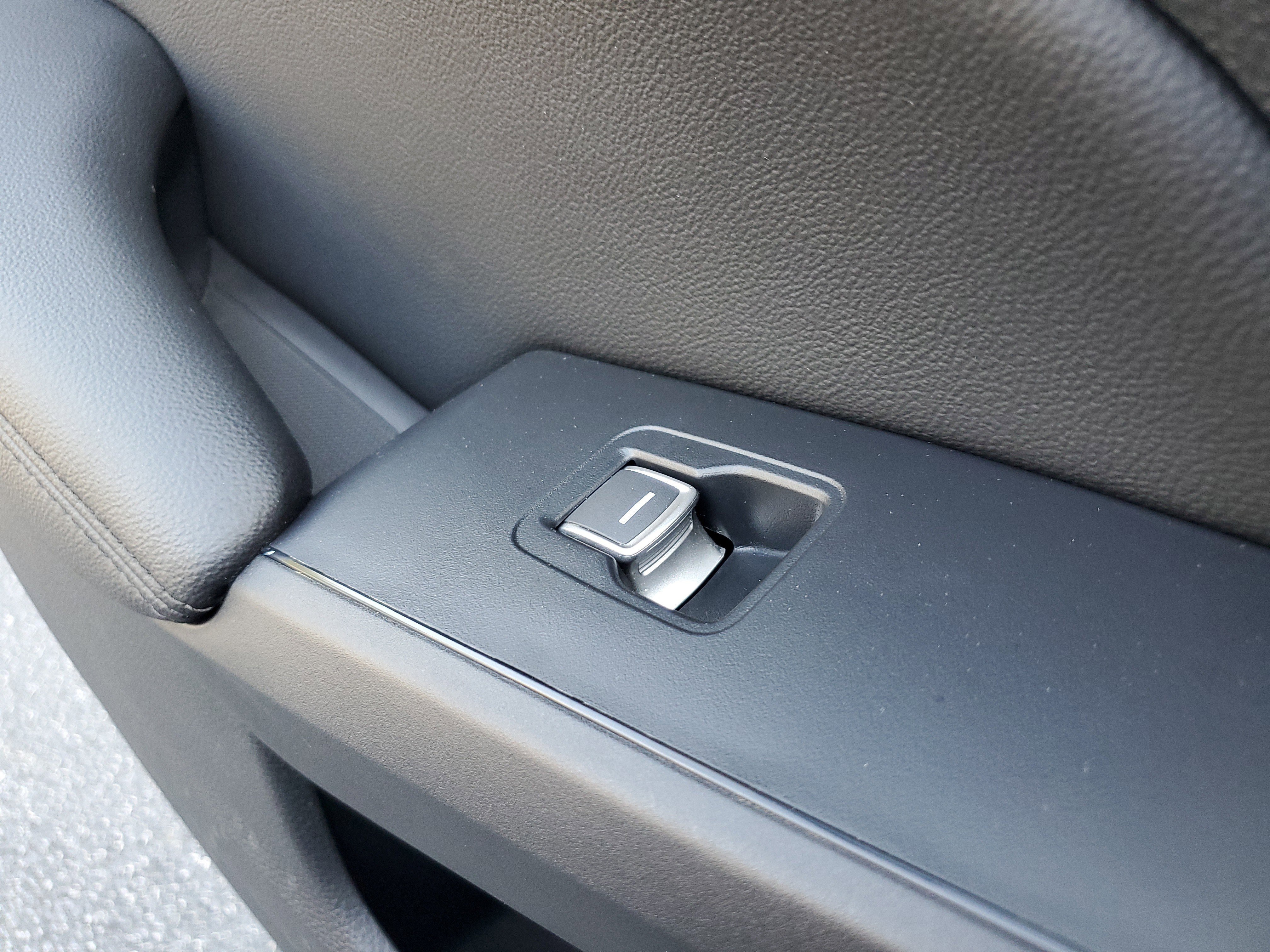Used 2025 Black Pearl Acura Base image 13