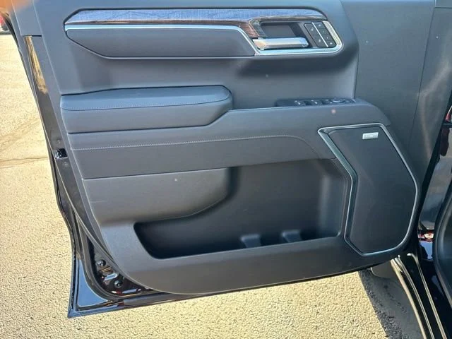 2026 Chevrolet Silverado 1500 LTZ - Photo 12