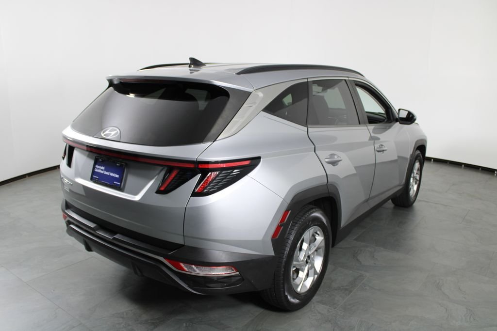 Certified Used 2022 Silver Hyundai SEL image 4