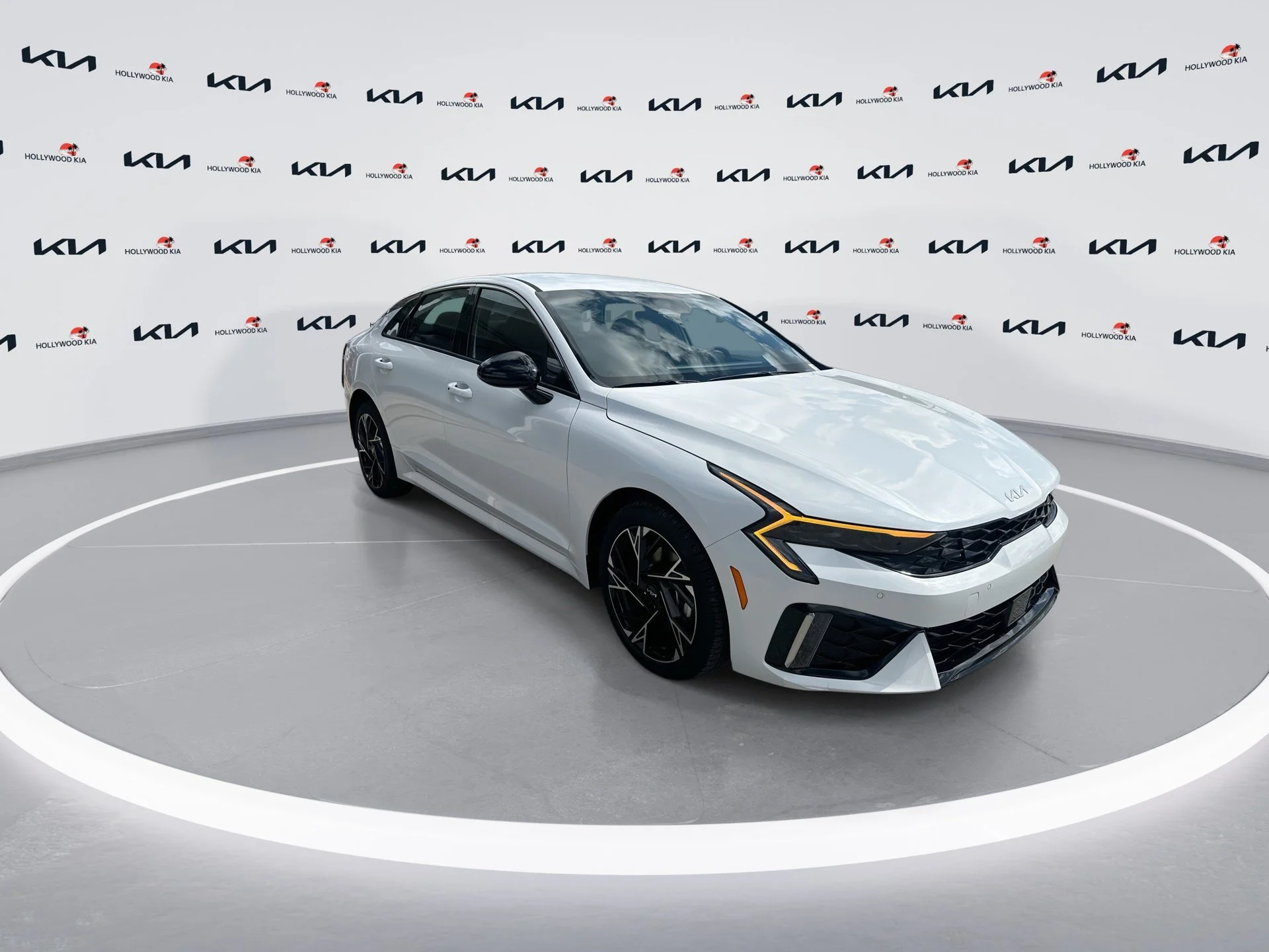 New 2026 Snow White Pearl Kia GT-Line FWD image 2