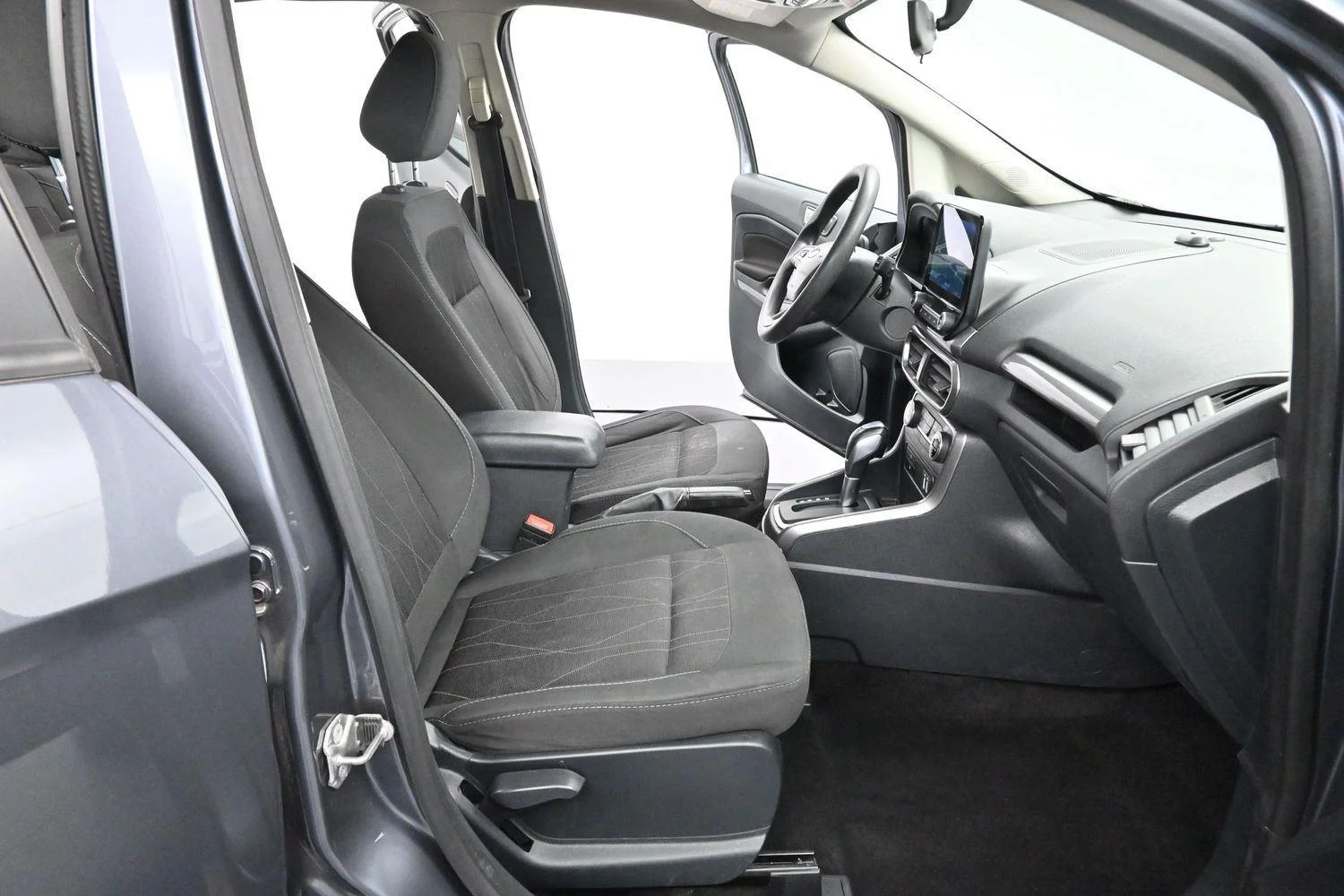 Used 2021 Smoke Ford SE image 29
