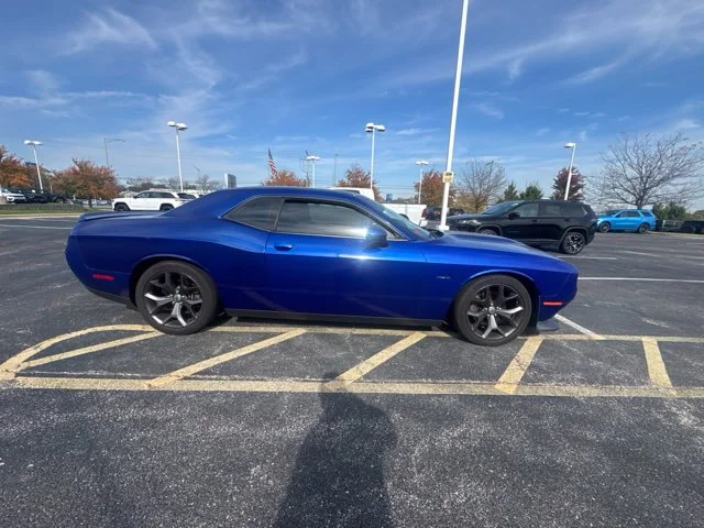 Used 2019 Blue Dodge R/T image 2
