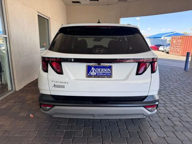 Certified Used 2025 White Hyundai SEL image 4