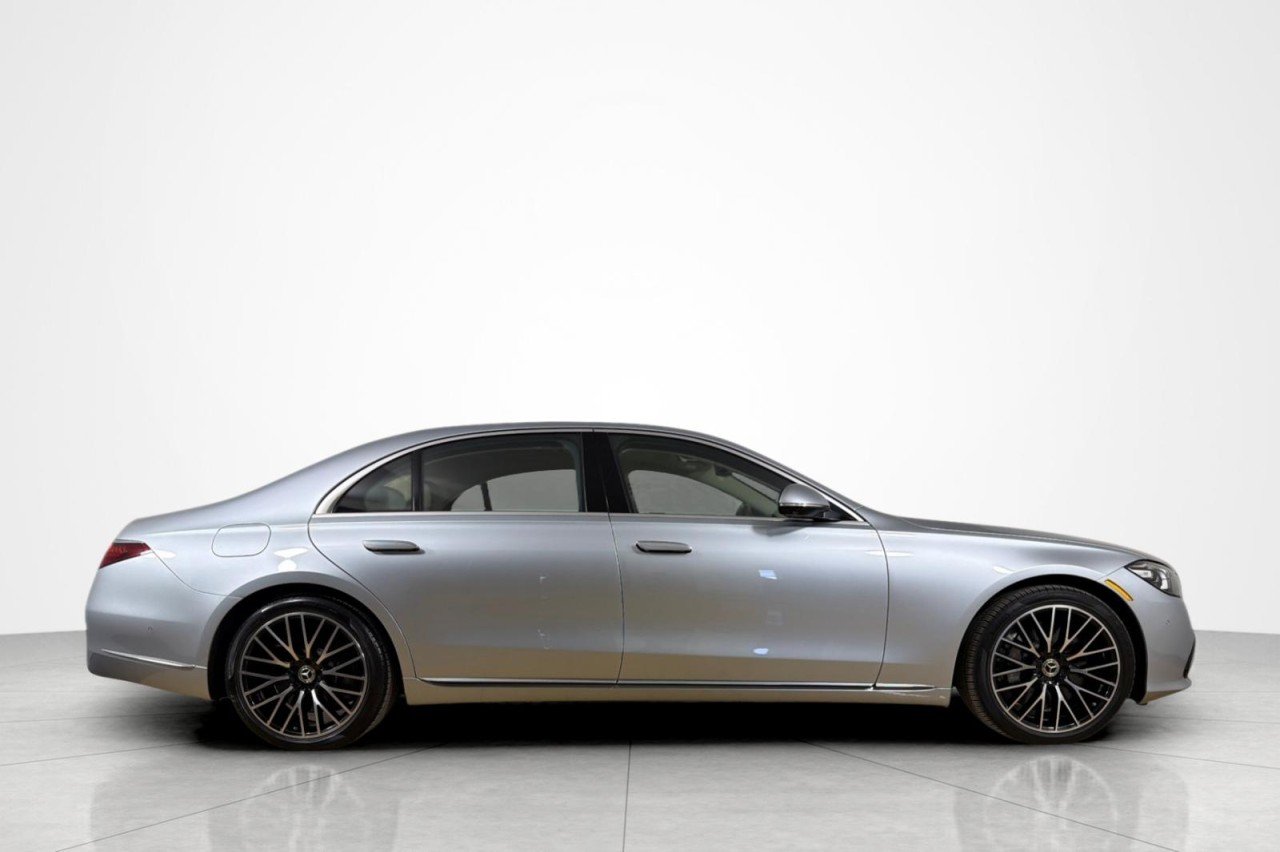 Certified Used 2024 Cirrus Silver Metallic Mercedes-Benz S 580 image 6