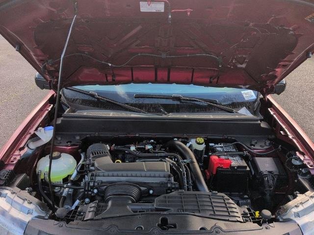New 2026 Ruby Red Metallic Tinted Clearcoat Ford Lariat® image 32