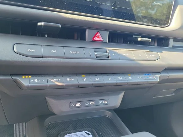New 2027 Magma Red Matte Kia X-Line S image 25
