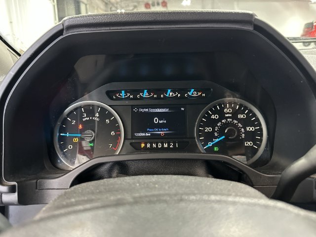 Used 2016 Ruby Red Ford XLT image 14