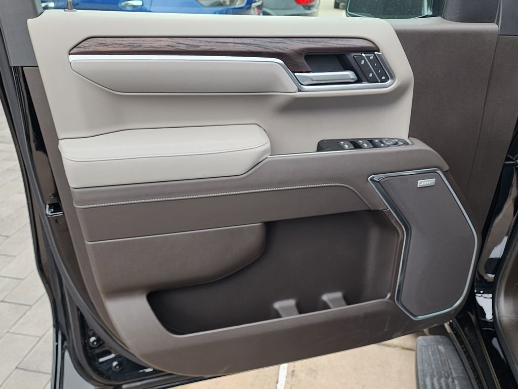 2026 GMC Sierra 1500 SLT - Photo 14
