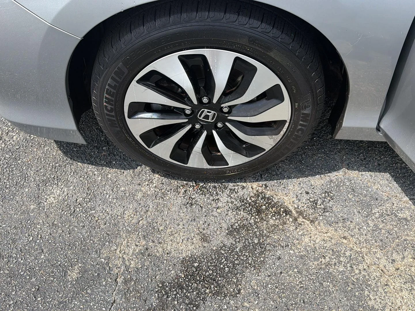 Used 2016 Lunar Silver Metallic Honda EX image 34