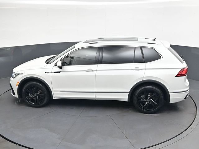 Used 2023 White Volkswagen 2.0T SEL R-Line image 27