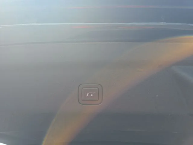 Used 2021 Black GMC Denali image 15