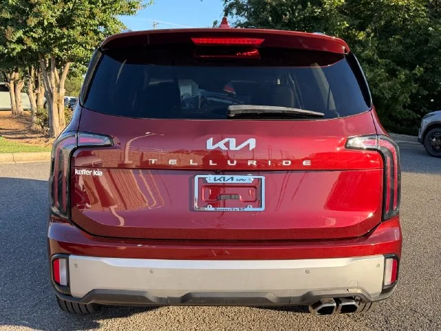Certified Used 2023 Red Kia EX image 4