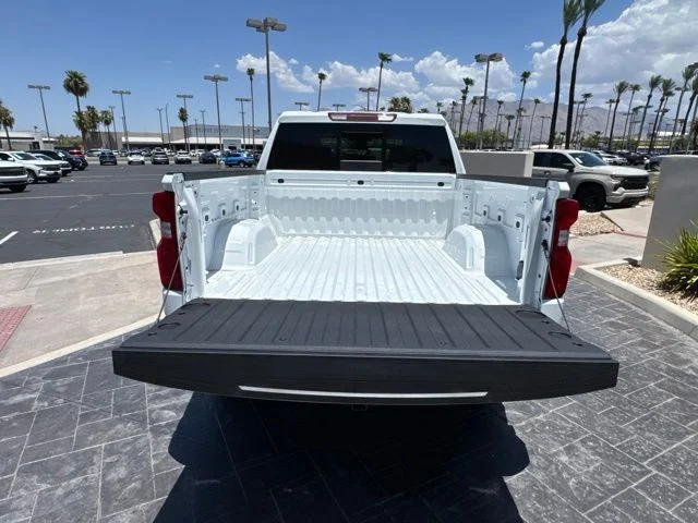New 2026 White Chevrolet RST image 7
