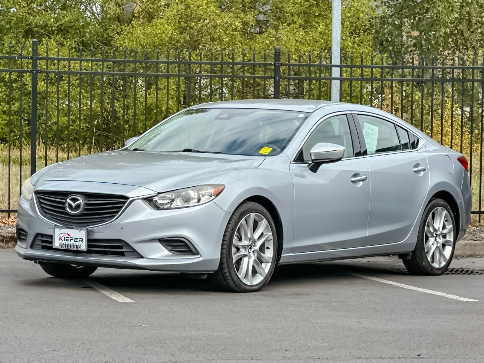Used 2017 Silver Mazda Touring image 8