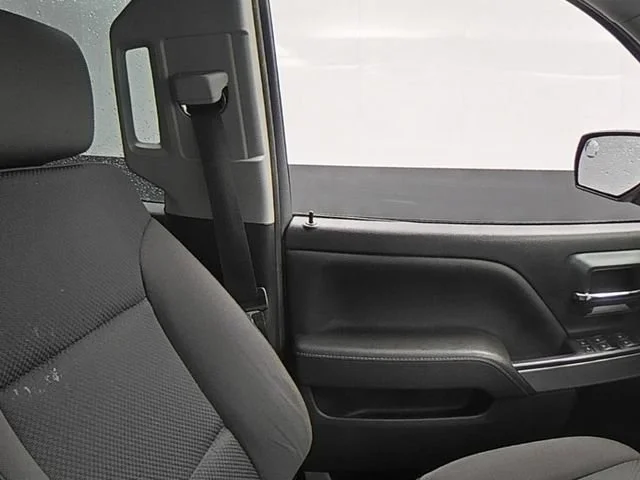 Used 2018 SILVER ICE METALLIC Chevrolet LT image 34
