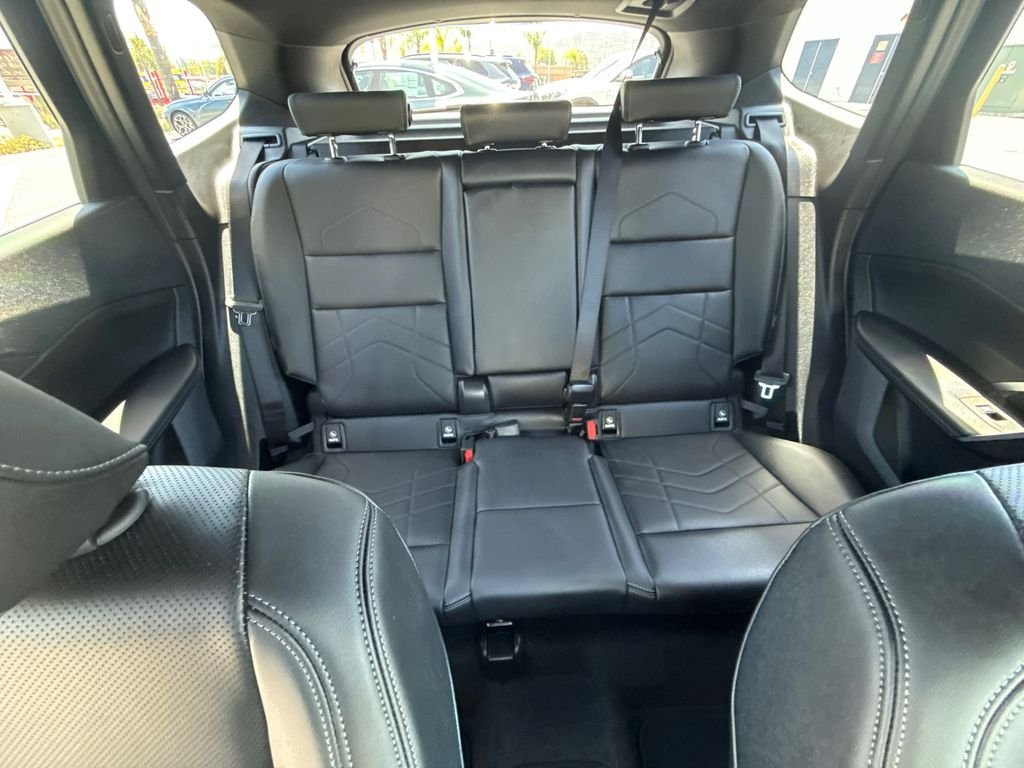 Used 2026 Dune Grey Metallic BMW xDrive28i image 15