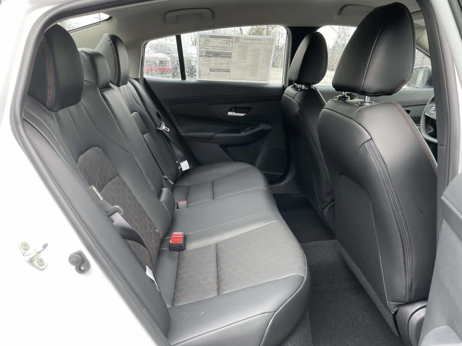 New 2026 Aspen White Tricoat/Super Black Nissan SR image 18