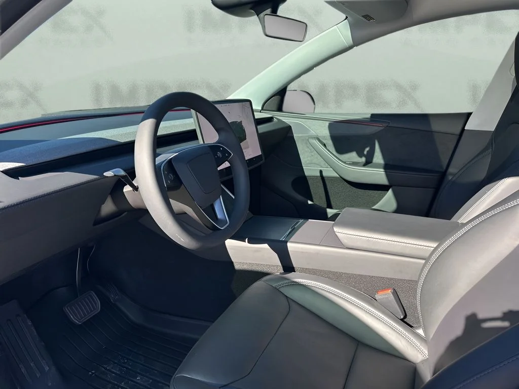 Used 2026  Tesla Long Range image 9