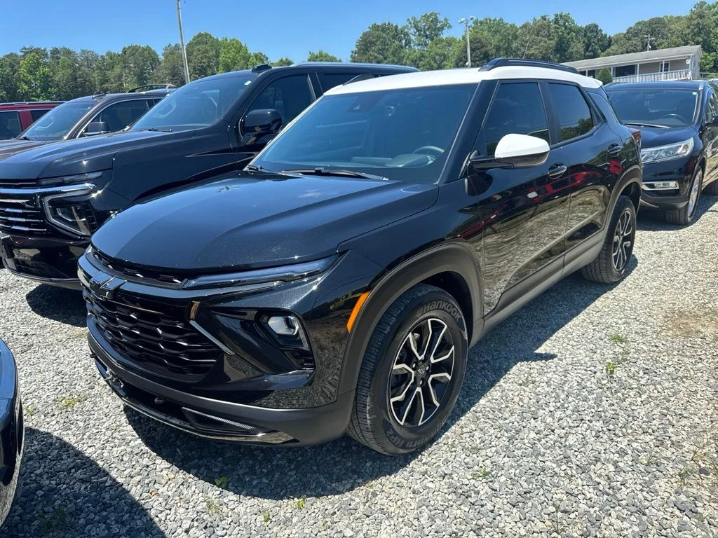 Used 2024 Black Chevrolet ACTIV image 1