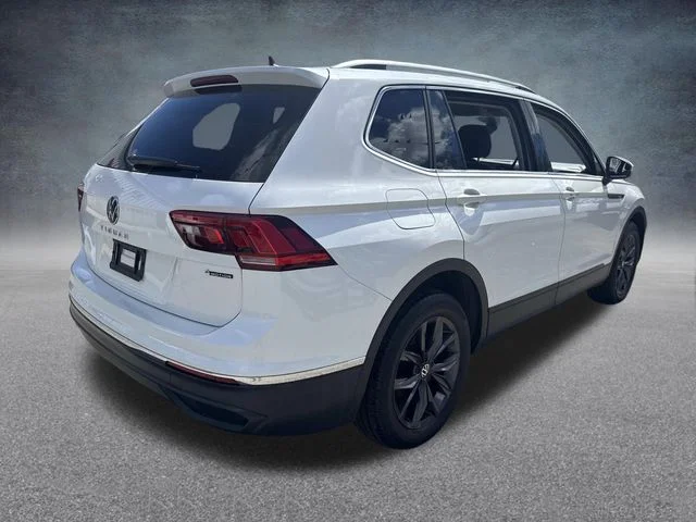 Used 2023 White Volkswagen 2.0T SE image 10