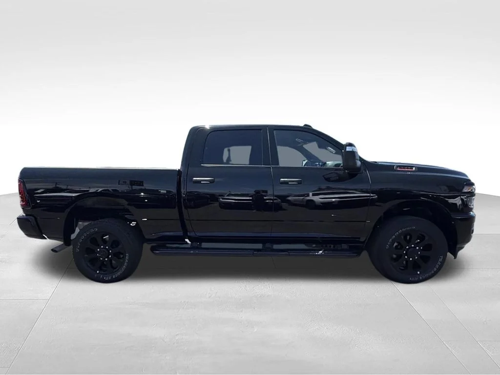 Certified Used 2025 Black Ram Big Horn image 12