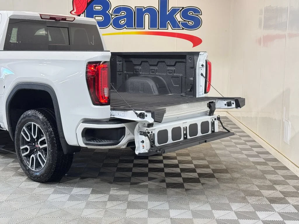 New 2026 Summit White GMC AT4 image 8